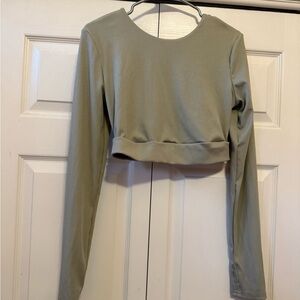 SHEIN Green Fitted Long Sleeve Crop Top